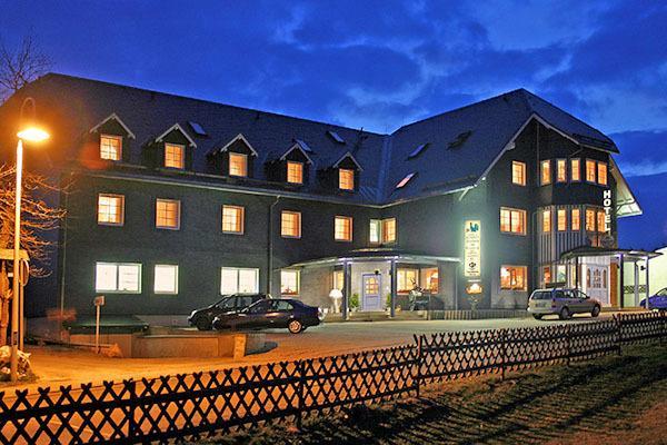 Hotel Auerhahn Masserberg Exterior foto
