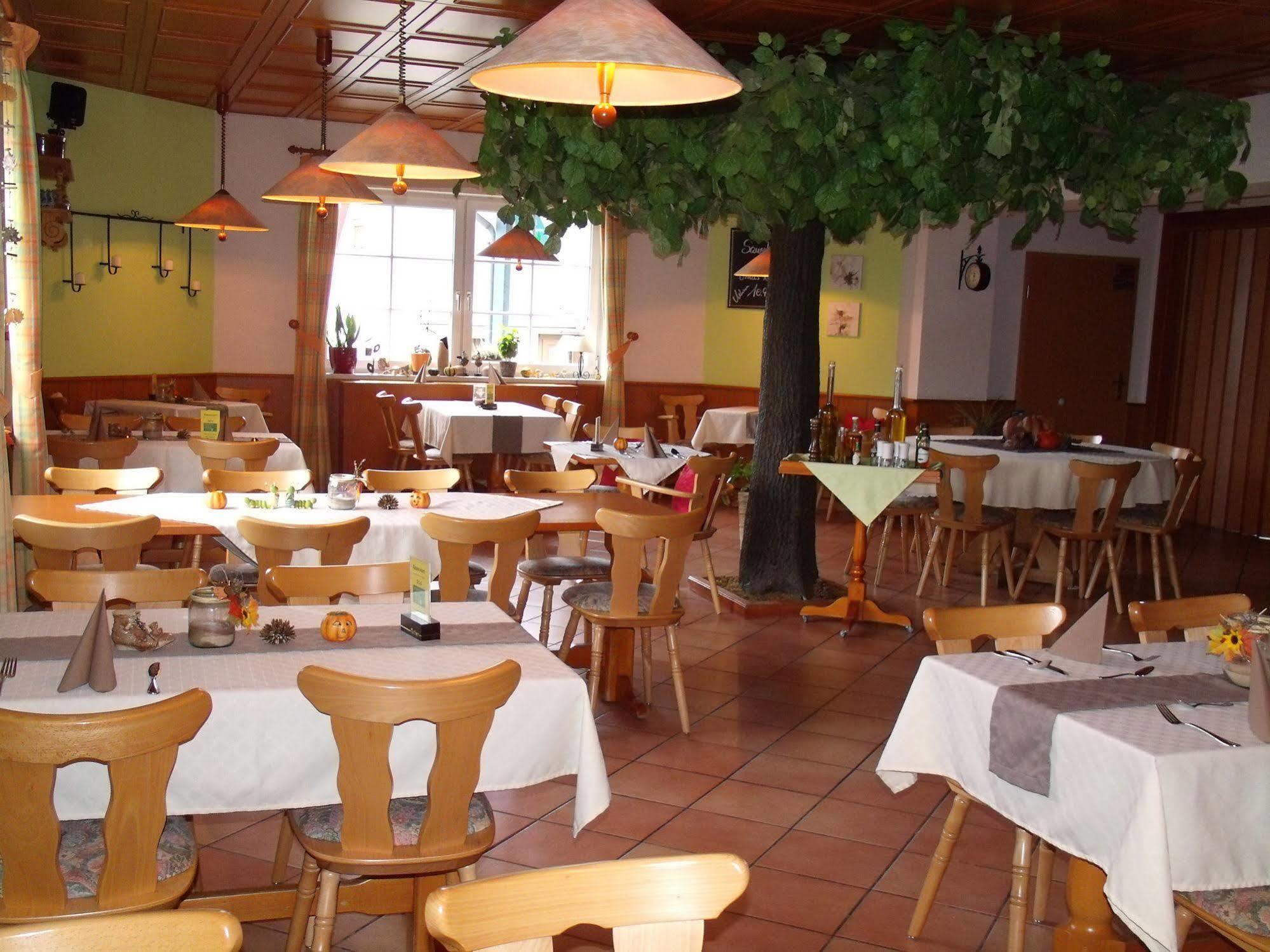 Hotel Auerhahn Masserberg Exterior foto